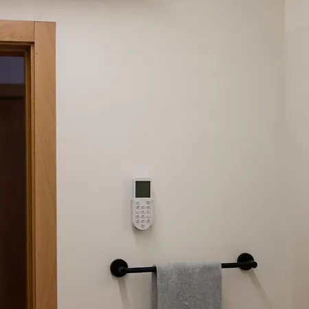 106 Lounge Apartment *