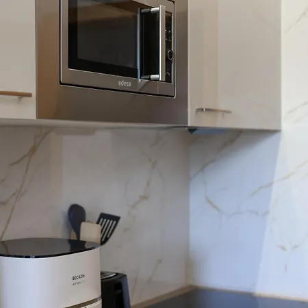 106 Lounge Apartment *