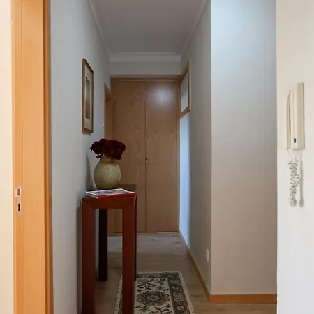 106 Lounge Apartment *